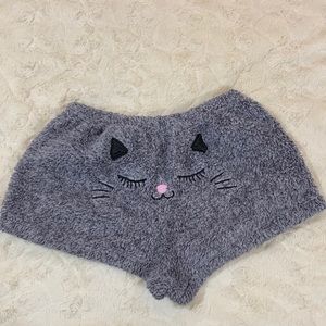 Fluffy booty shorts Clearance